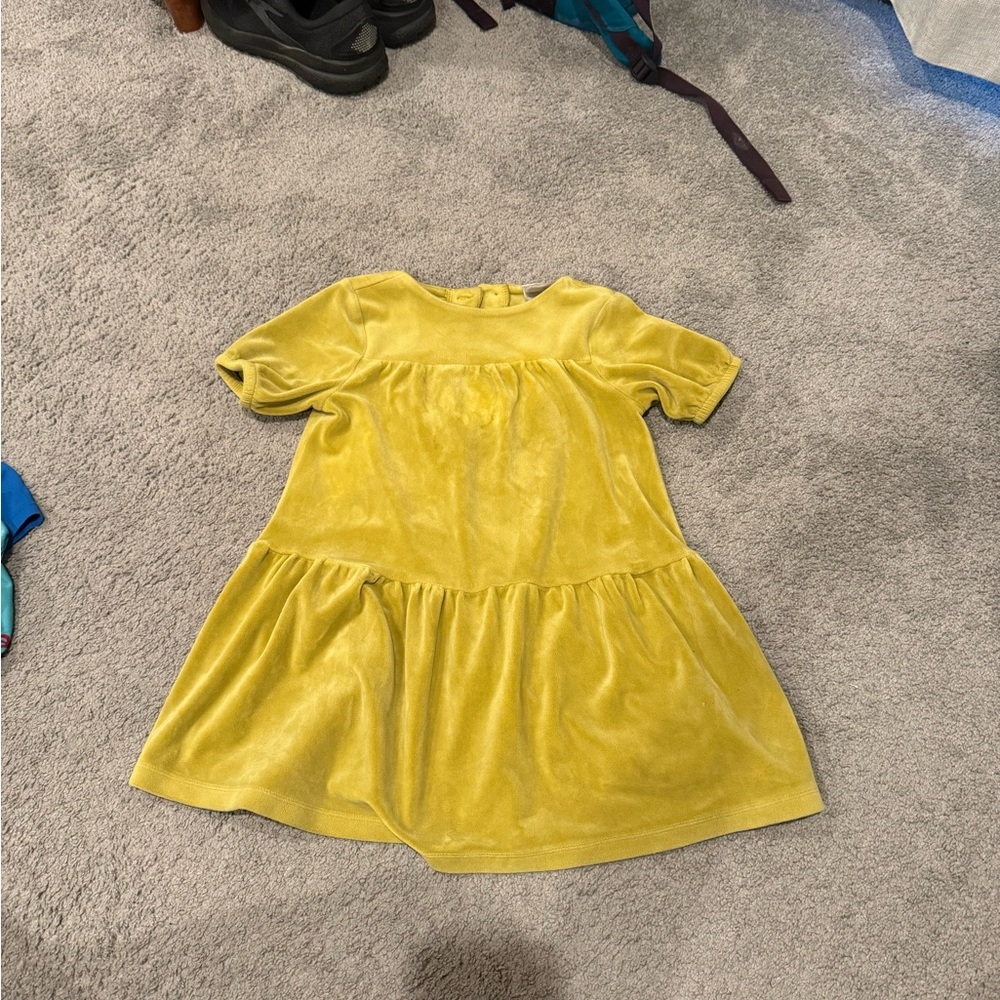 Hanna Andersson Velvet Sunny Yellow 3 tired Dress